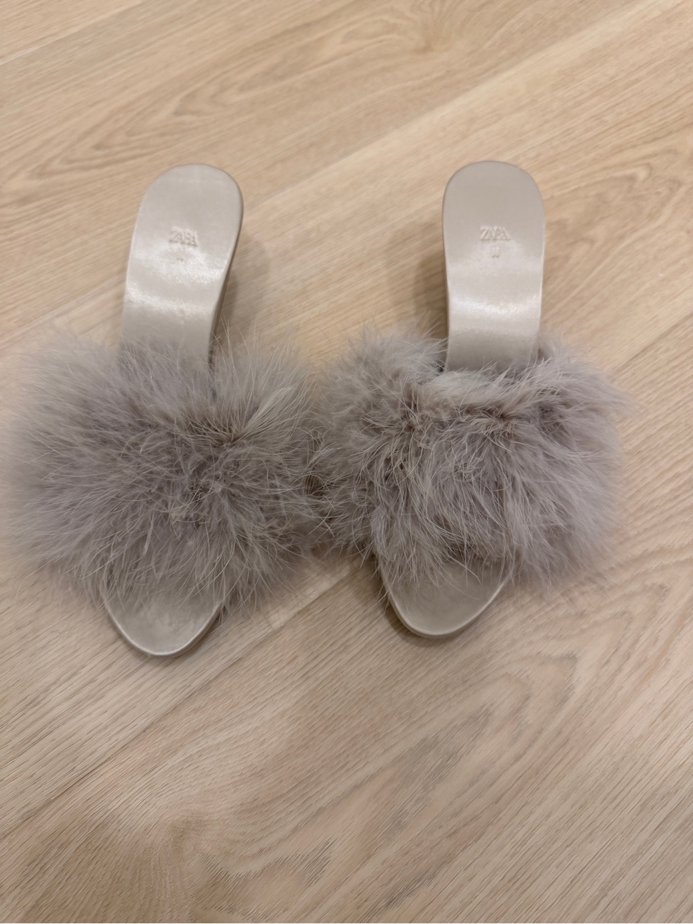 Zara Beige/Taupe Fur Slide Heels